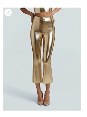 Commando Faux Leather Crop Flare |
Goldleaf - XL